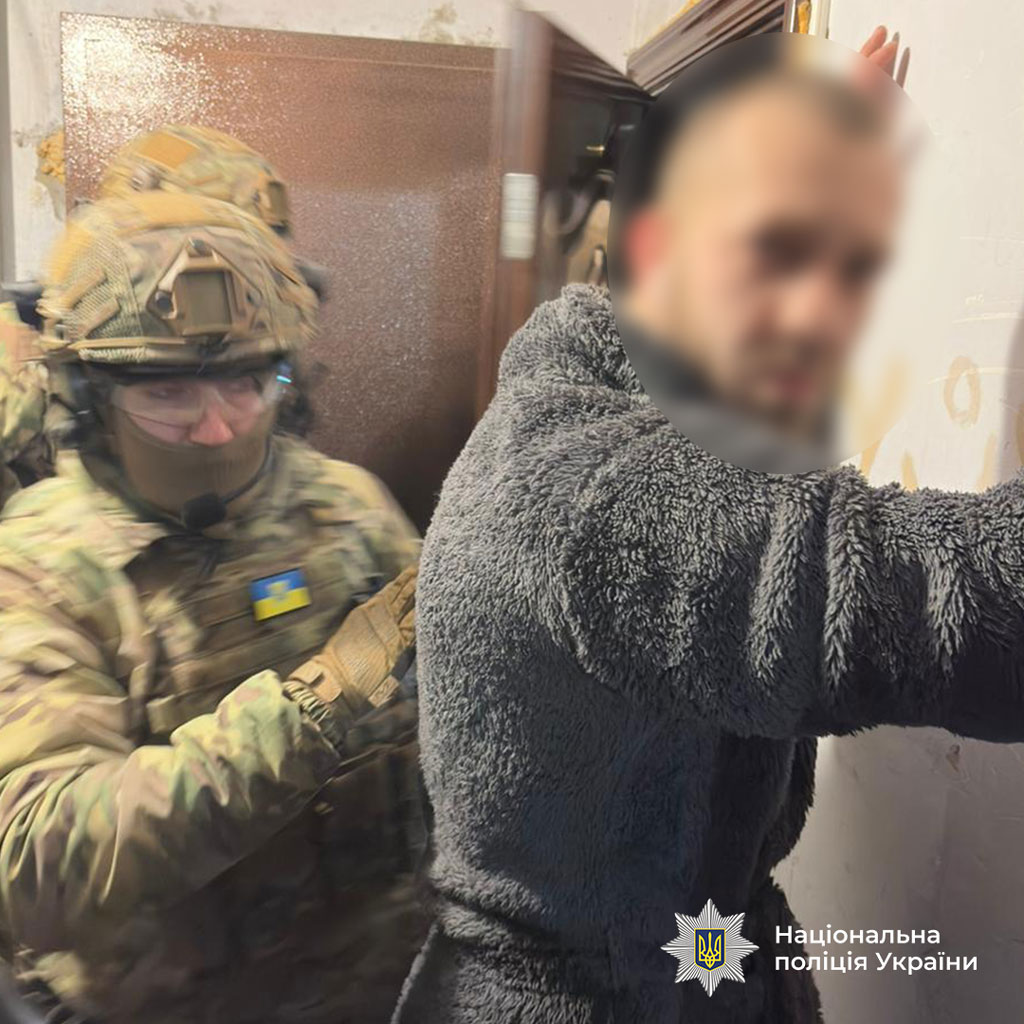 На Днепропетровщине задержали группировку, участники которой вывозили военнослужащих из мест прохождения службы и переправляли их через границу На Днепропетровщине задержали группировку, участники которой вывозили военнослужащих из мест прохождения службы и переправляли их через границу