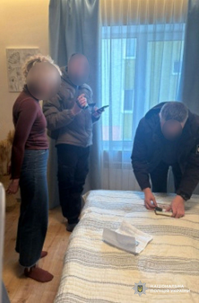 В Днепропетровской области полицейские сообщили о подозрении участникам преступной группы, которые организовали продажу мест на кладбище В Днепропетровской области полицейские сообщили о подозрении участникам преступной группы, которые организовали продажу мест на кладбище