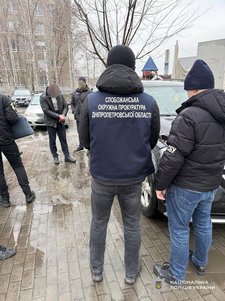За 7 тыс. долларов обещал «решить вопрос» с ВЛК: в Днепре разоблачен адвокат За 7 тыс. долларов обещал «решить вопрос» с ВЛК: в Днепре разоблачен адвокат