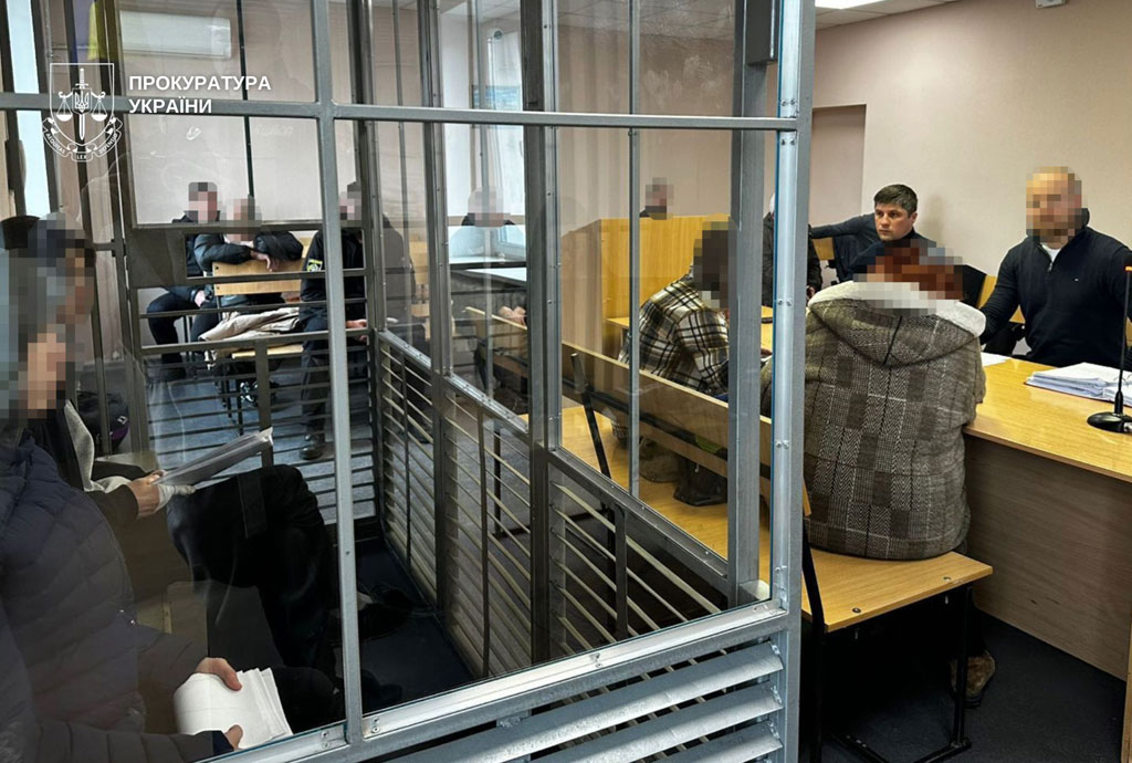 В Днепре полиция задержала двух несовершеннолетних парней по подозрению в покушении на умышленное убийство военнослужащего ВСУ В Днепре полиция задержала двух несовершеннолетних парней по подозрению в покушении на умышленное убийство военнослужащего ВСУ