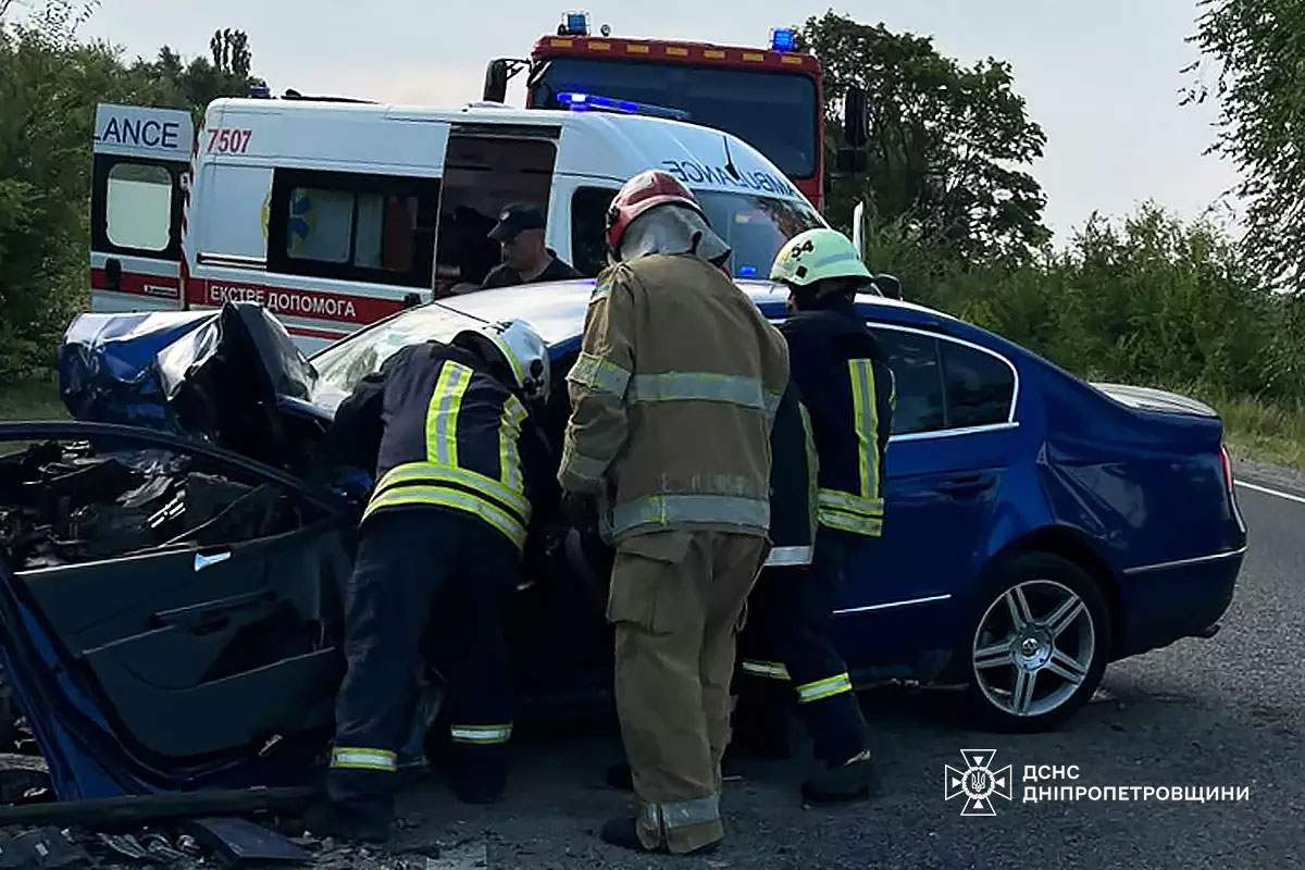 Смертельное ДТП в Каменском районе: два человека погибли, среди пострадавших — двое детей Смертельное ДТП в Каменском районе: два человека погибли, среди пострадавших — двое детей