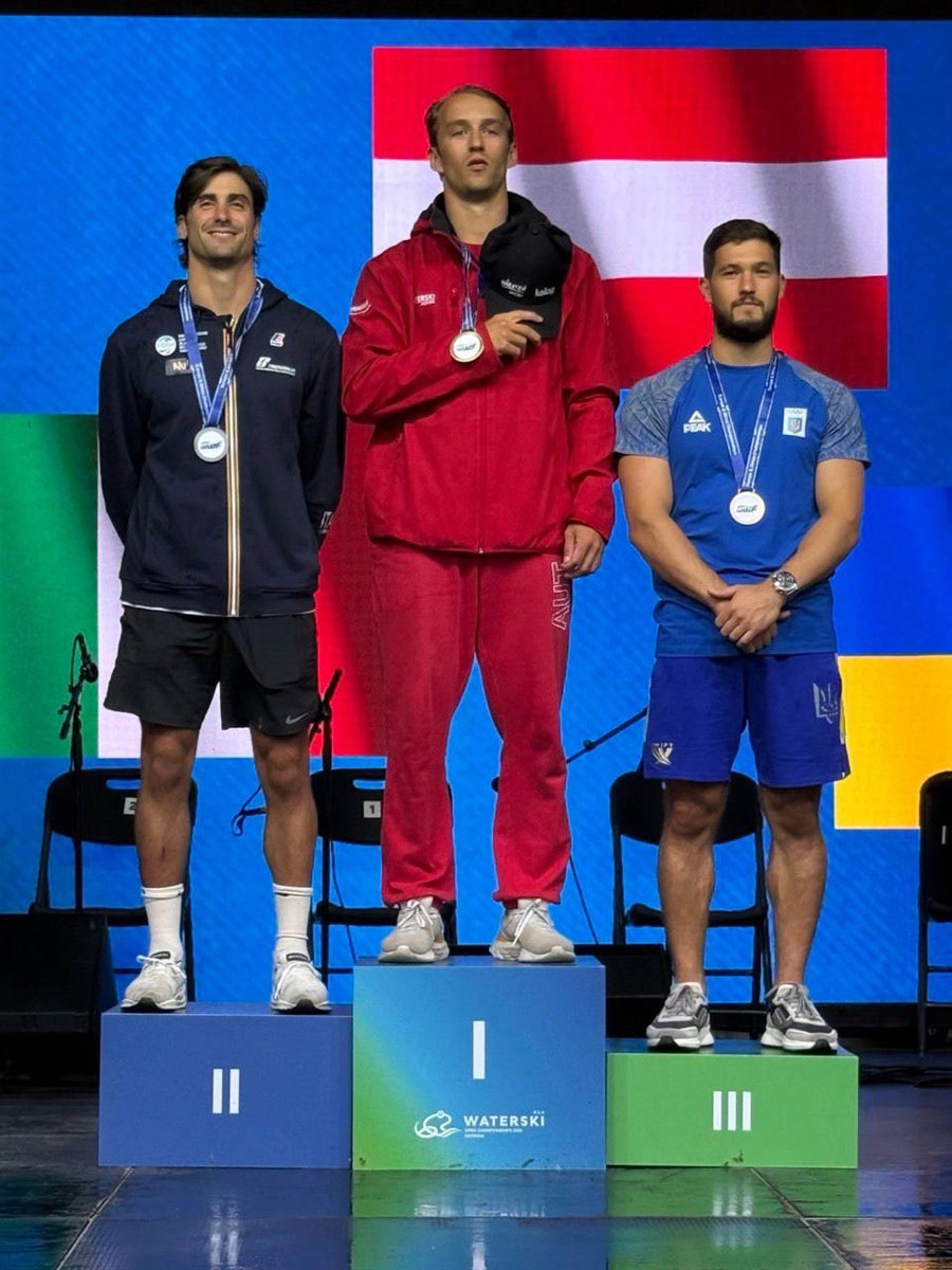 Днепровские воднолыжники завоевали пять медалей на чемпионате Европы Днепровские воднолыжники завоевали пять медалей на чемпионате Европы