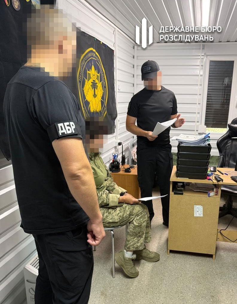 Операция «Честный призыв»: ДБР проводит крупнейшую за время войны проверку территориальных центров комплектования Операция «Честный призыв»: ДБР проводит крупнейшую за время войны проверку территориальных центров комплектования