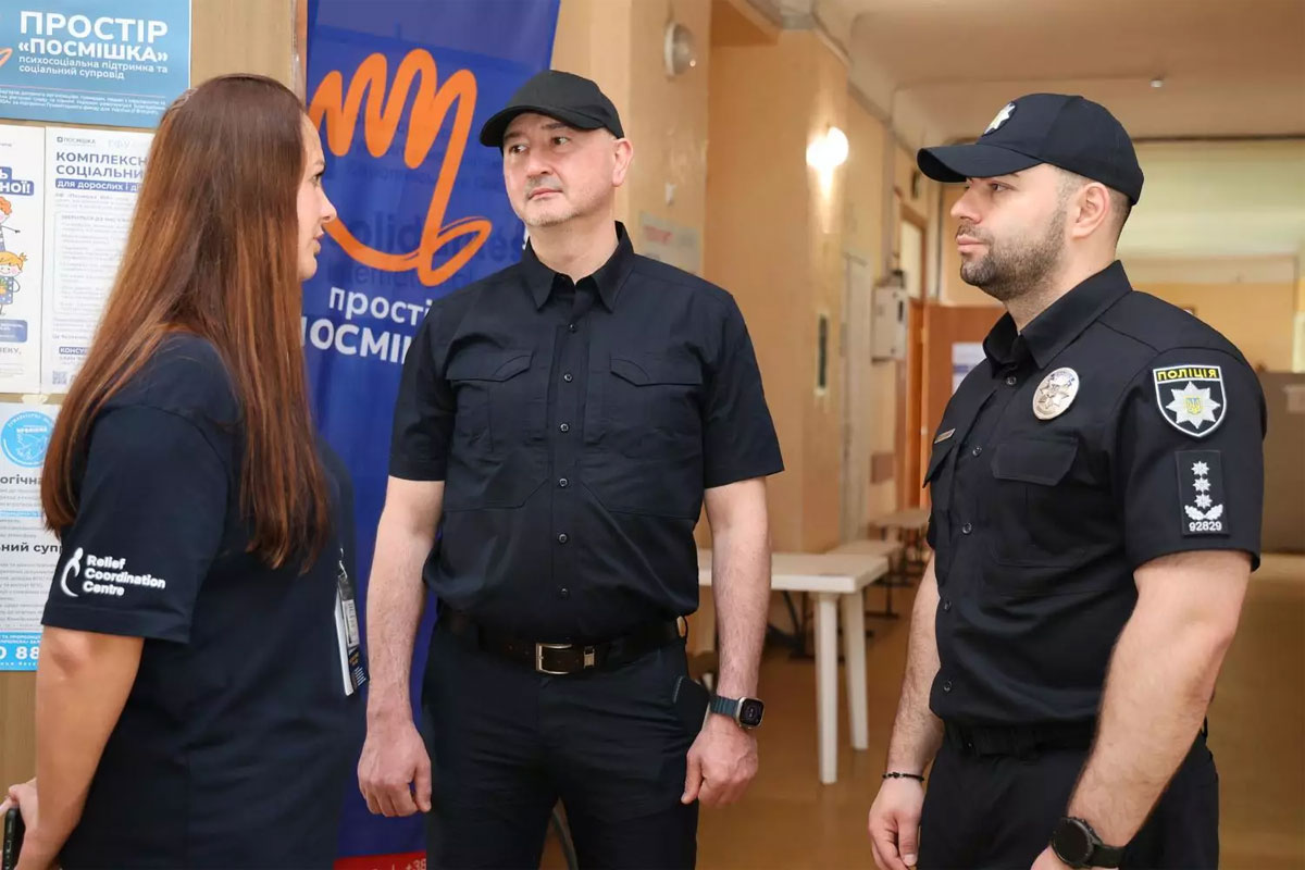 Эвакуация под обстрелами: как на Днепропетровщине помогают переселенцам из прифронтовых районов Эвакуация под обстрелами: как на Днепропетровщине помогают переселенцам из прифронтовых районов
