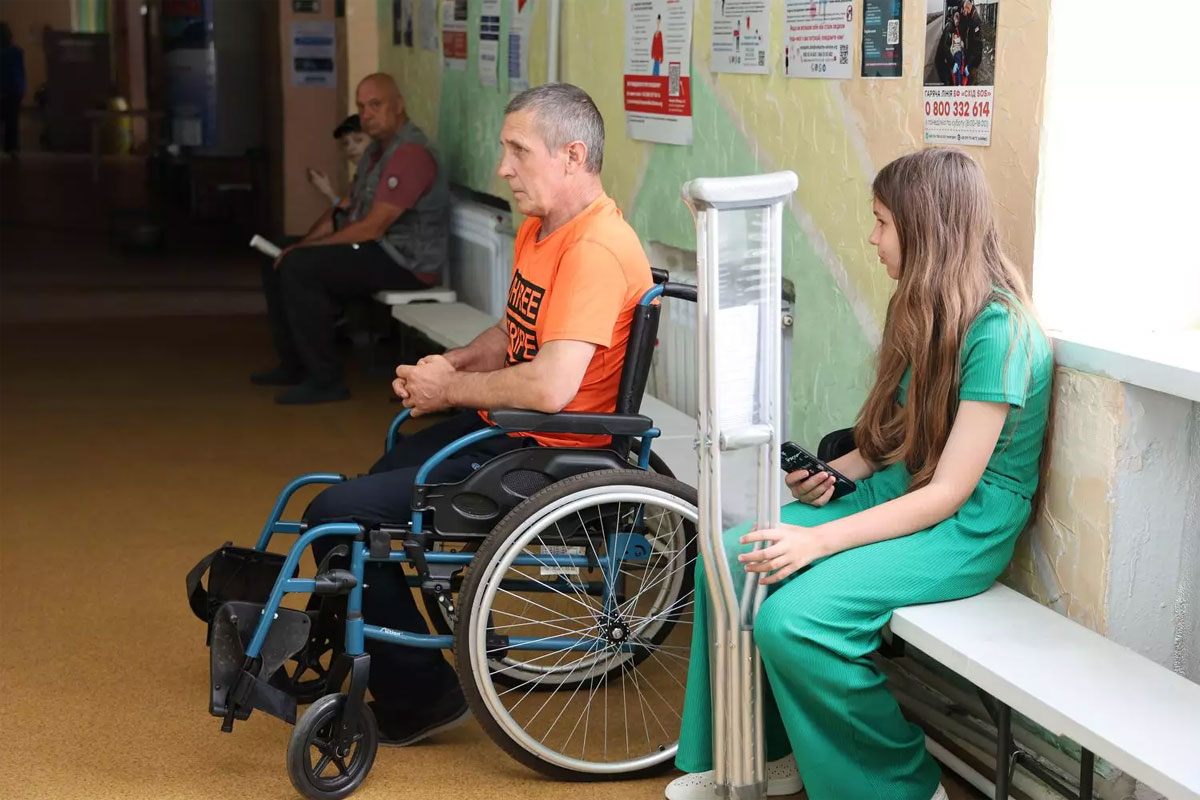 Эвакуация под обстрелами: как на Днепропетровщине помогают переселенцам из прифронтовых районов Эвакуация под обстрелами: как на Днепропетровщине помогают переселенцам из прифронтовых районов