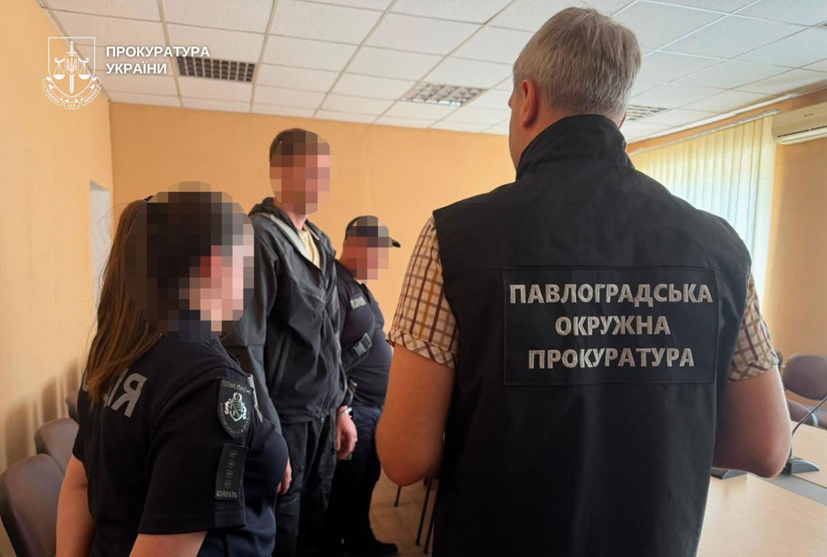 В Павлограде пьяный водитель сбил на «зебре» пятилетнюю девочку: ребенок находится в тяжелом состоянии В Павлограде пьяный водитель сбил на «зебре» пятилетнюю девочку: ребенок находится в тяжелом состоянии