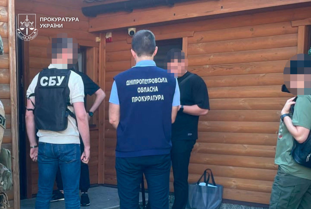 В Самаре на Днепропетровщине разоблачили схему фиктивного трудоустройства: бюджету нанесли ущерб более чем на 1,6 млн гривен В Самаре на Днепропетровщине разоблачили схему фиктивного трудоустройства: бюджету нанесли ущерб более чем на 1,6 млн гривен