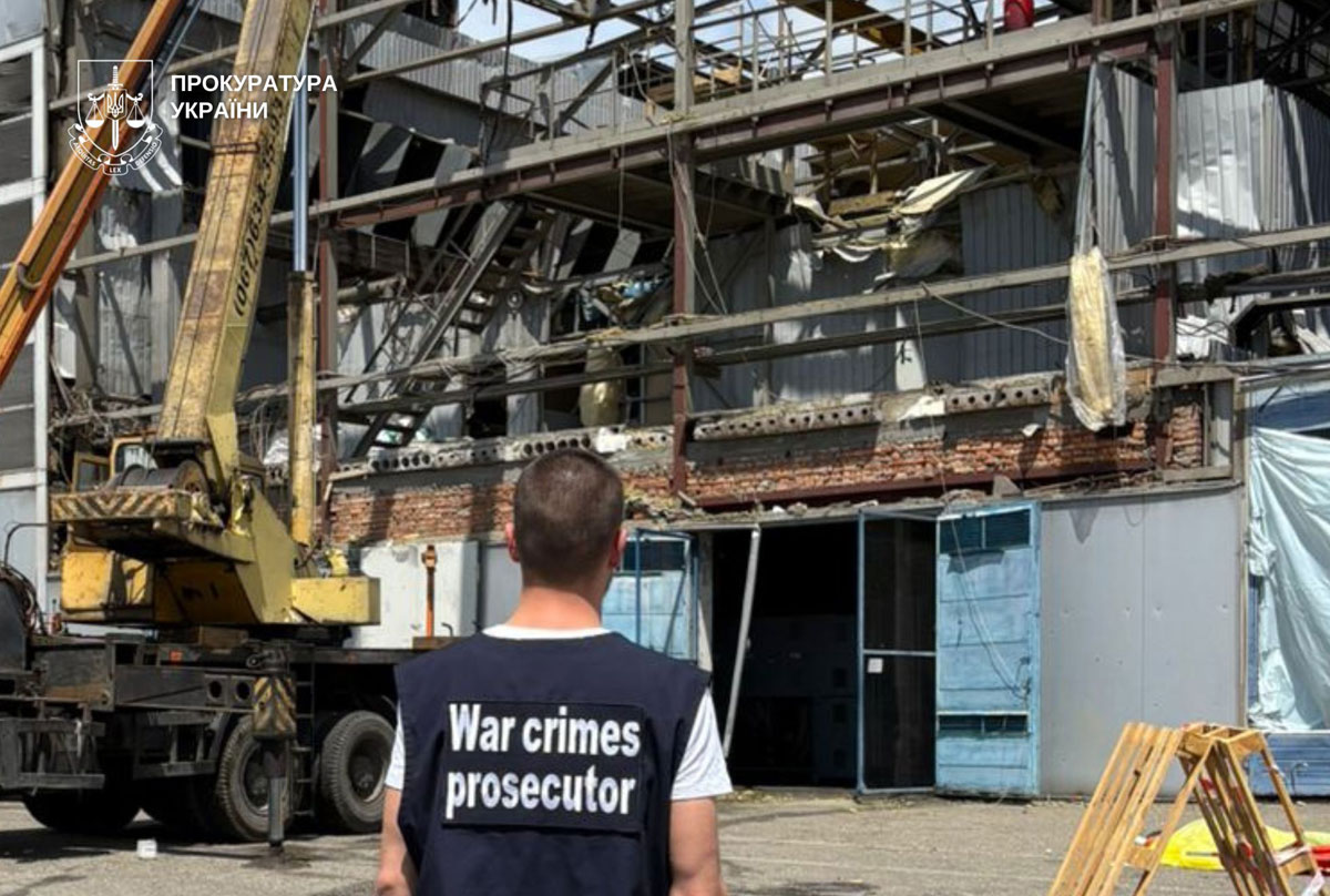 Ракетный удар по Днепру 29 июня: число погибших возросло, спасатели продолжают разбирать завалы Ракетный удар по Днепру 29 июня: число погибших возросло, спасатели продолжают разбирать завалы