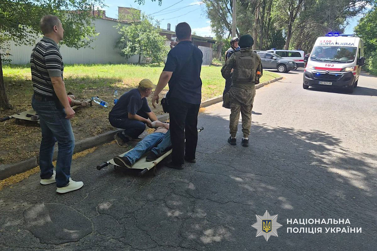 Ракетный удар по Днепру 29 июня: число погибших возросло, спасатели продолжают разбирать завалы Ракетный удар по Днепру 29 июня: число погибших возросло, спасатели продолжают разбирать завалы