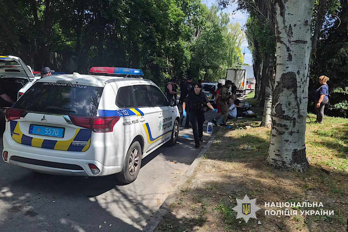 Ракетный удар по Днепру 29 июня: число погибших возросло, спасатели продолжают разбирать завалы Ракетный удар по Днепру 29 июня: число погибших возросло, спасатели продолжают разбирать завалы