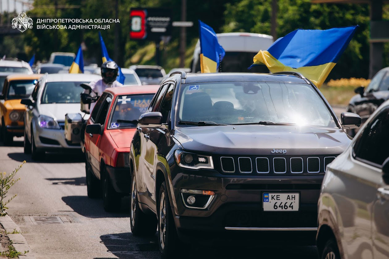 Первый в Украине автопробег безбарьерности прошёл на Днепропетровщине: ветераны с инвалидностью доказали, что жизнь продолжается Первый в Украине автопробег безбарьерности прошёл на Днепропетровщине: ветераны с инвалидностью доказали, что жизнь продолжается