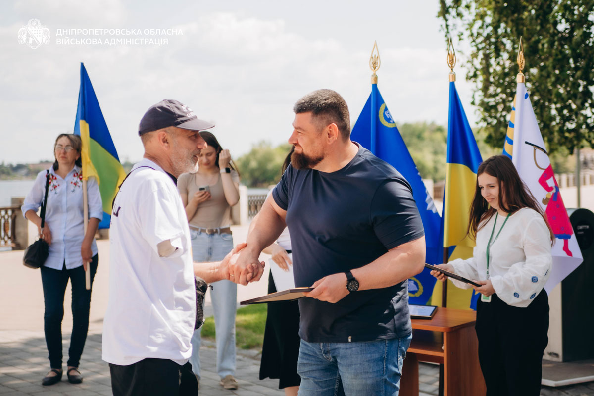 Первый в Украине автопробег безбарьерности прошёл на Днепропетровщине: ветераны с инвалидностью доказали, что жизнь продолжается Первый в Украине автопробег безбарьерности прошёл на Днепропетровщине: ветераны с инвалидностью доказали, что жизнь продолжается