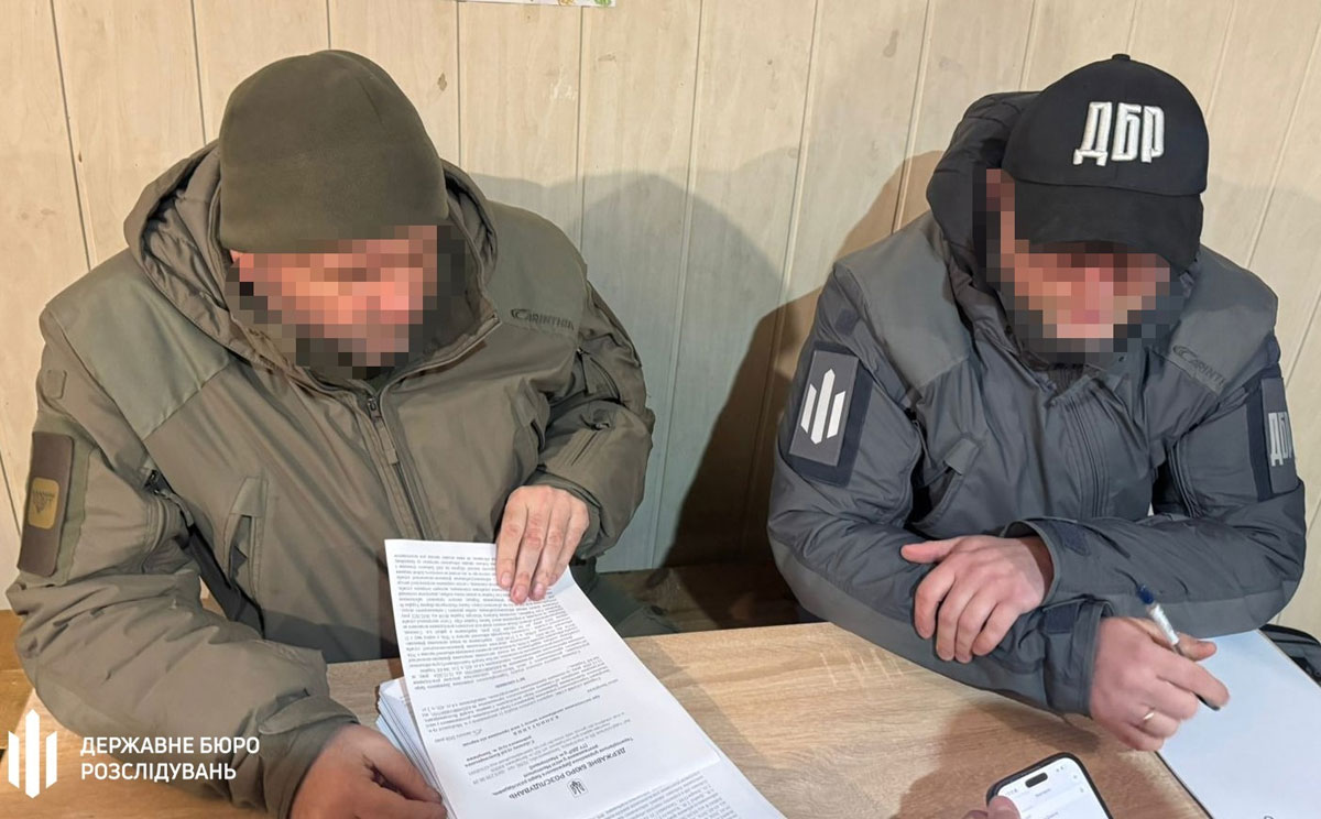 В Днепропетровской области бухгалтерам незаконно начислили почти 4 млн грн «боевых»: перед судом предстанут экс-руководитель финслужбы и 10 его подчинённых В Днепропетровской области бухгалтерам незаконно начислили почти 4 млн грн «боевых»: перед судом предстанут экс-руководитель финслужбы и 10 его подчинённых