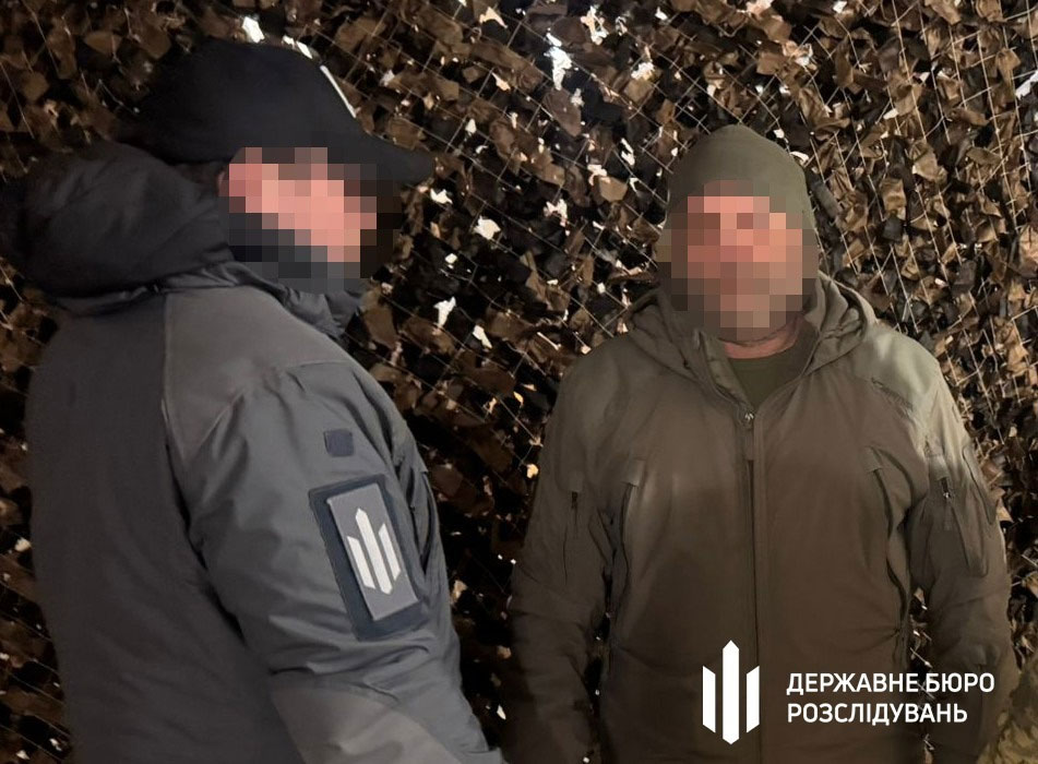 В Днепропетровской области бухгалтерам незаконно начислили почти 4 млн грн «боевых»: перед судом предстанут экс-руководитель финслужбы и 10 его подчинённых В Днепропетровской области бухгалтерам незаконно начислили почти 4 млн грн «боевых»: перед судом предстанут экс-руководитель финслужбы и 10 его подчинённых