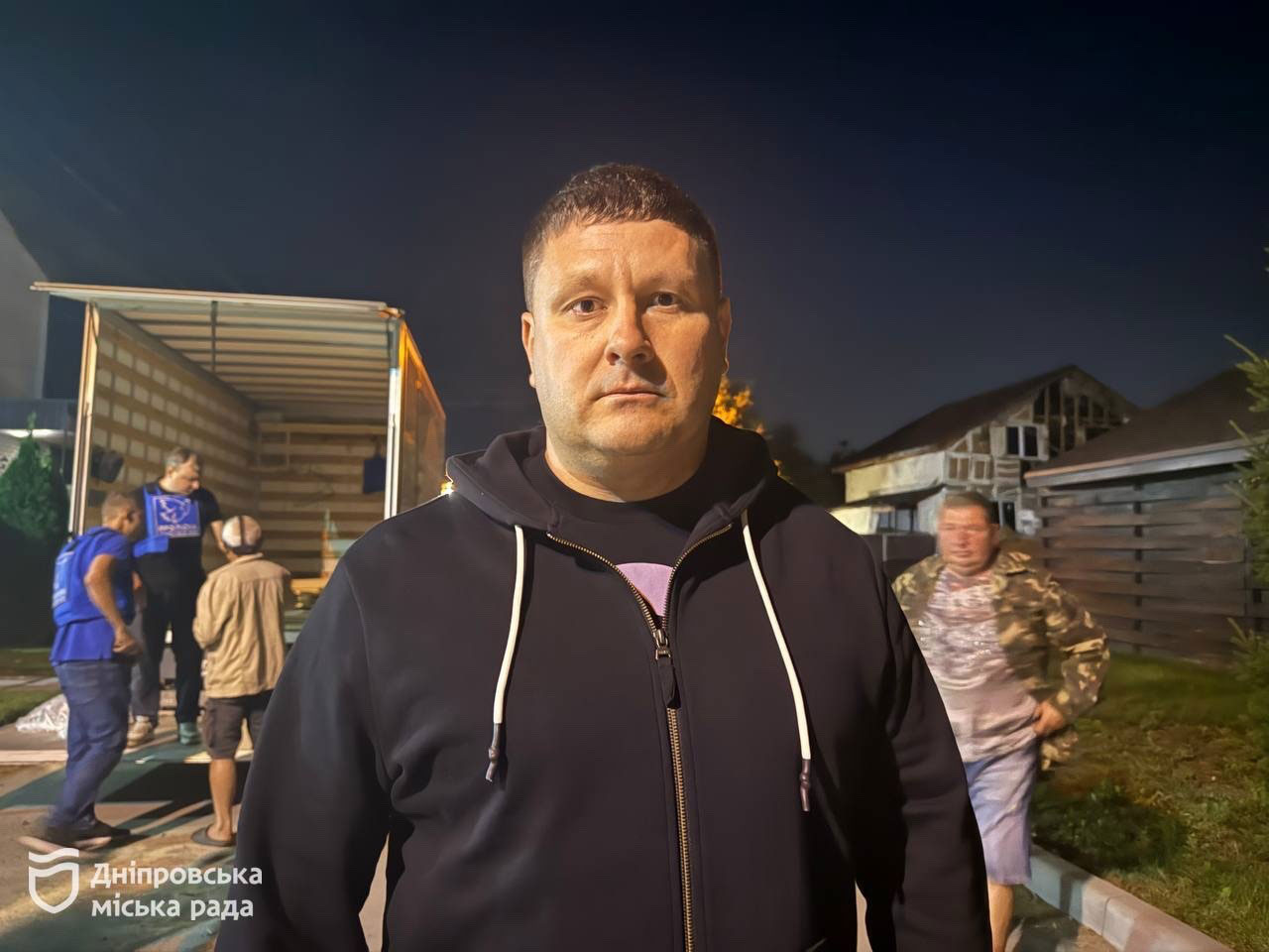 В Днепре после атаки 1 сентября повреждены 12 домов: выбито около 100 окон, жители получили травмы В Днепре после атаки 1 сентября повреждены 12 домов: выбито около 100 окон, жители получили травмы